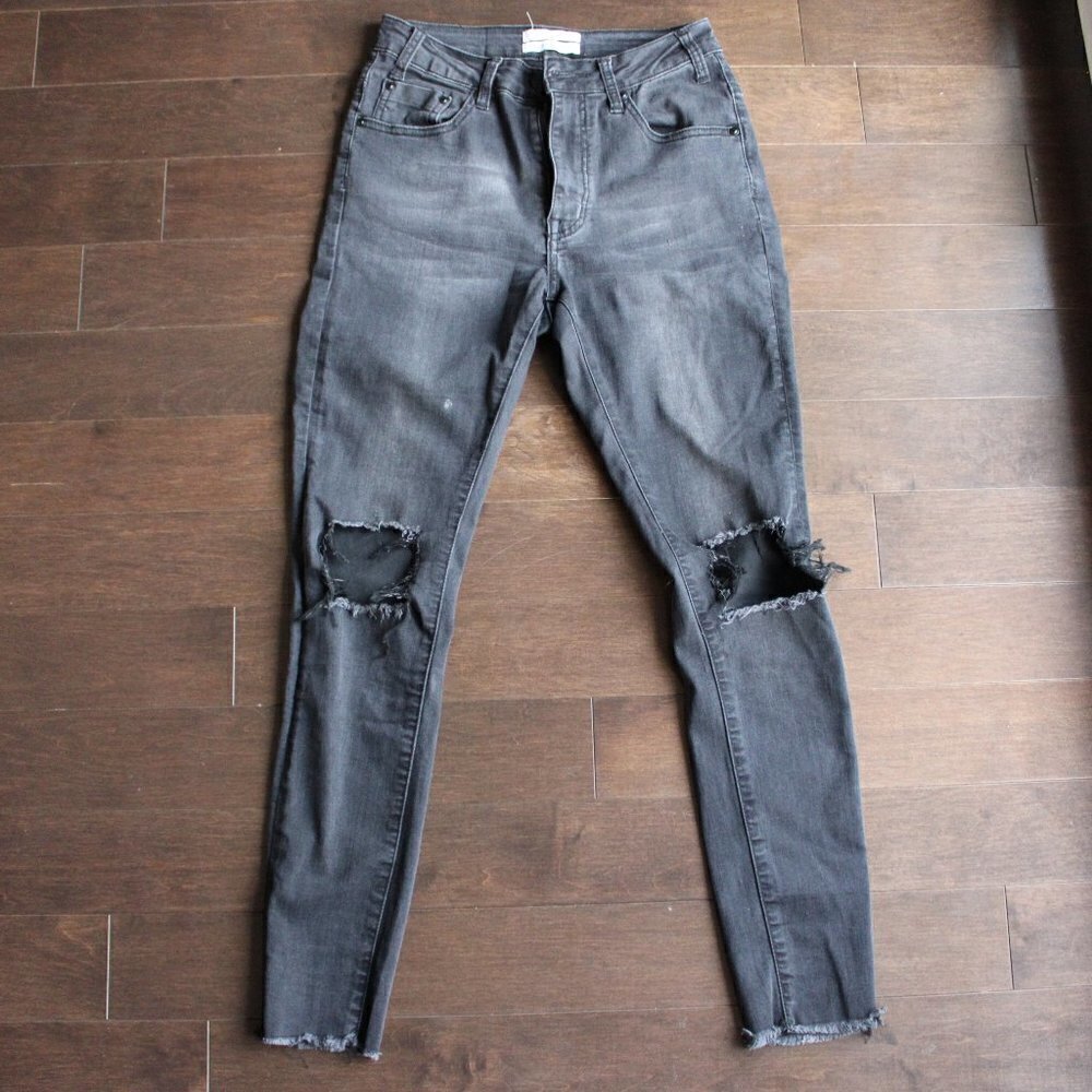 3/$30 ONE X One Teaspoon Black Skinny Distressed 23 Raw Edge Hem Ankle